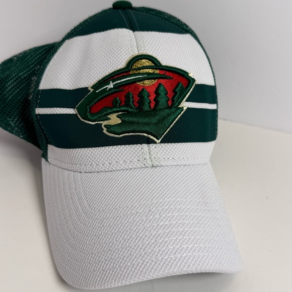 Minnesota Wild Reebok Center Ice Trucker Style Cap Strapback Wild Logo NHL - Picture 6 of 8